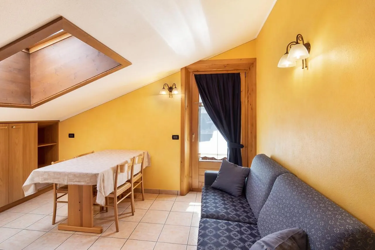 Chalet Letizia Apartments Bilo Λιβίνιο 0*,  Ιταλία